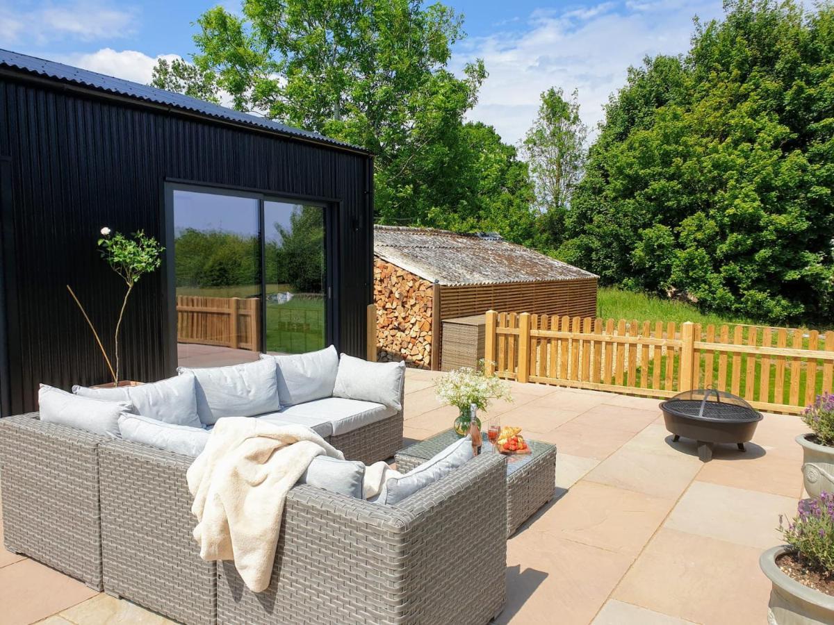 Finest Retreats - Blackbarn Wood Balsham Extérieur photo