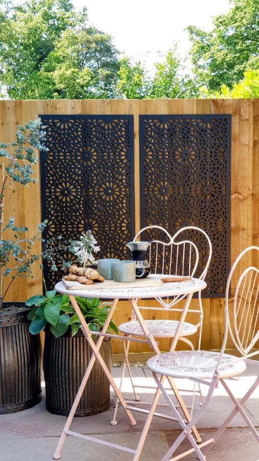 Finest Retreats - Blackbarn Wood Balsham Extérieur photo